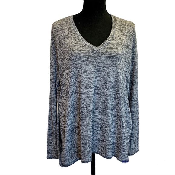 Aritzia Wilfred Free Gray Heathered long sleeve slit open back top Sz XS - Picture 3 of 11